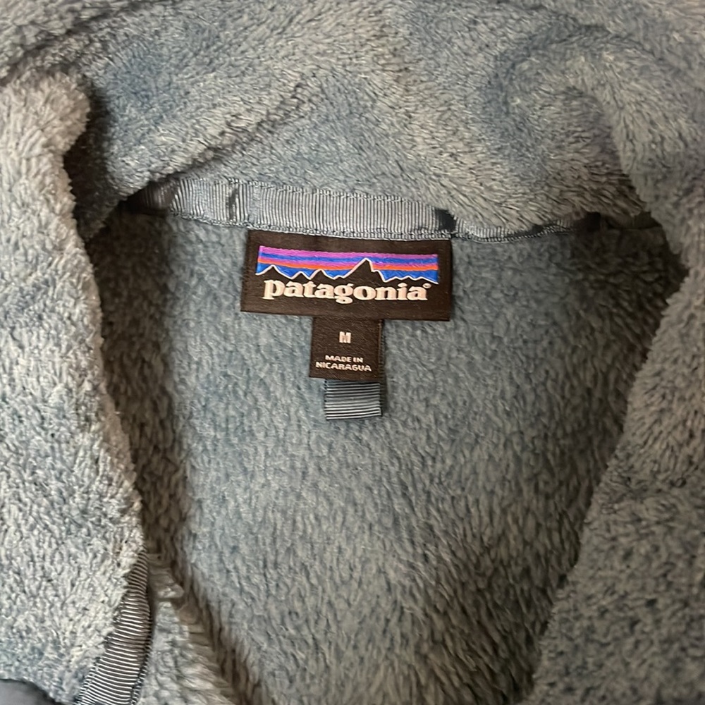 Women's Patagonia Jacket blue size medium - Picture 2 of 3